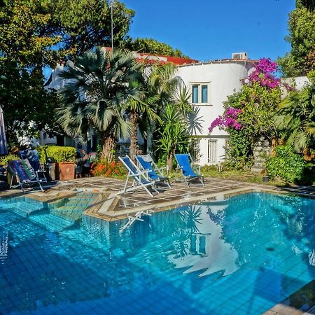 Villa Cinque Pini カザミッチョラ・テルメ エクステリア 写真